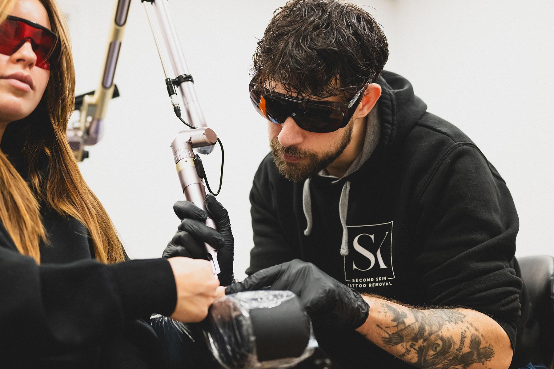 li8 3861 lilian fotografie second skin tattoo remolval leiden daan 2026 02 02